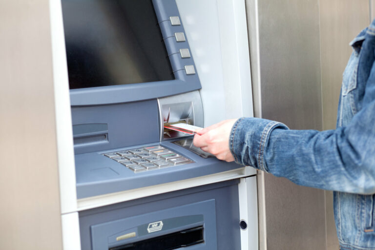 what-kind-of-atms-are-available-at-cvs-aisleofshame