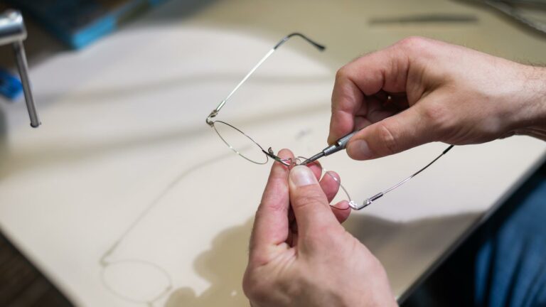 what-kind-of-glasses-does-walmart-repair-aisleofshame